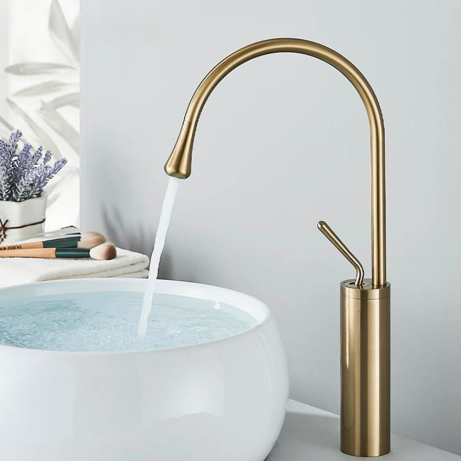 Torneira de Pia Moderna - Modern Basin Faucet